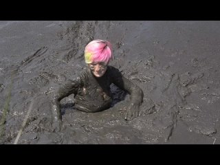 stahr stuck in mud